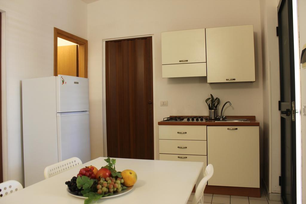 Keys Of Sicily - Bungalows Sul Mare Марина ди Модика Екстериор снимка
